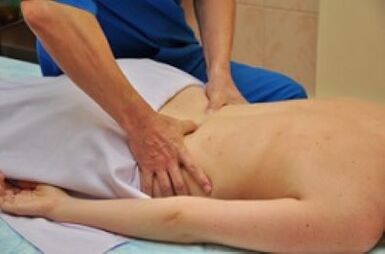 Masaje en el tratamiento de la osteocondrosis lumbar